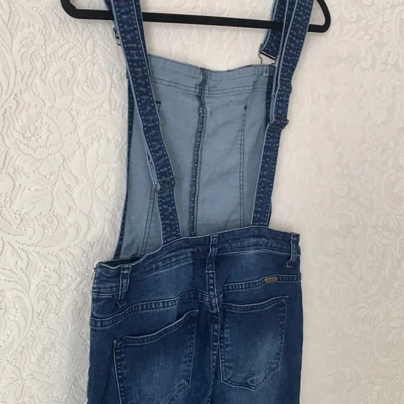 ❌SOLD❌
 Won't Let You Go Denim Overalls - Picture 11 of 14